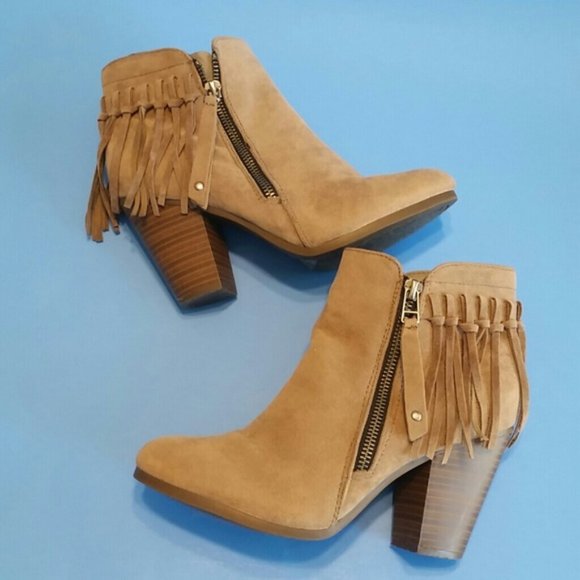 Breckelles Gail Fringe Brown Ankle Boot Western EUC sz 8 - Picture 4 of 11